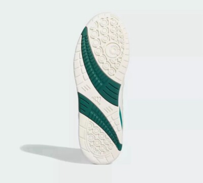 みい Amazon.com | adidas Women's Midcity Low Top Basketball
