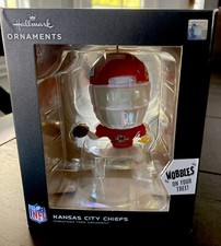 New Kansas City Chiefs Football NFL Hallmark BobbleHead Tree Ornament Christmas