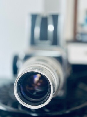 訳あり Hasselblad 501CM &A12マガジン Hasselblad 501CM Camera with A12 Back (No Lens) | Blue Moon Camera