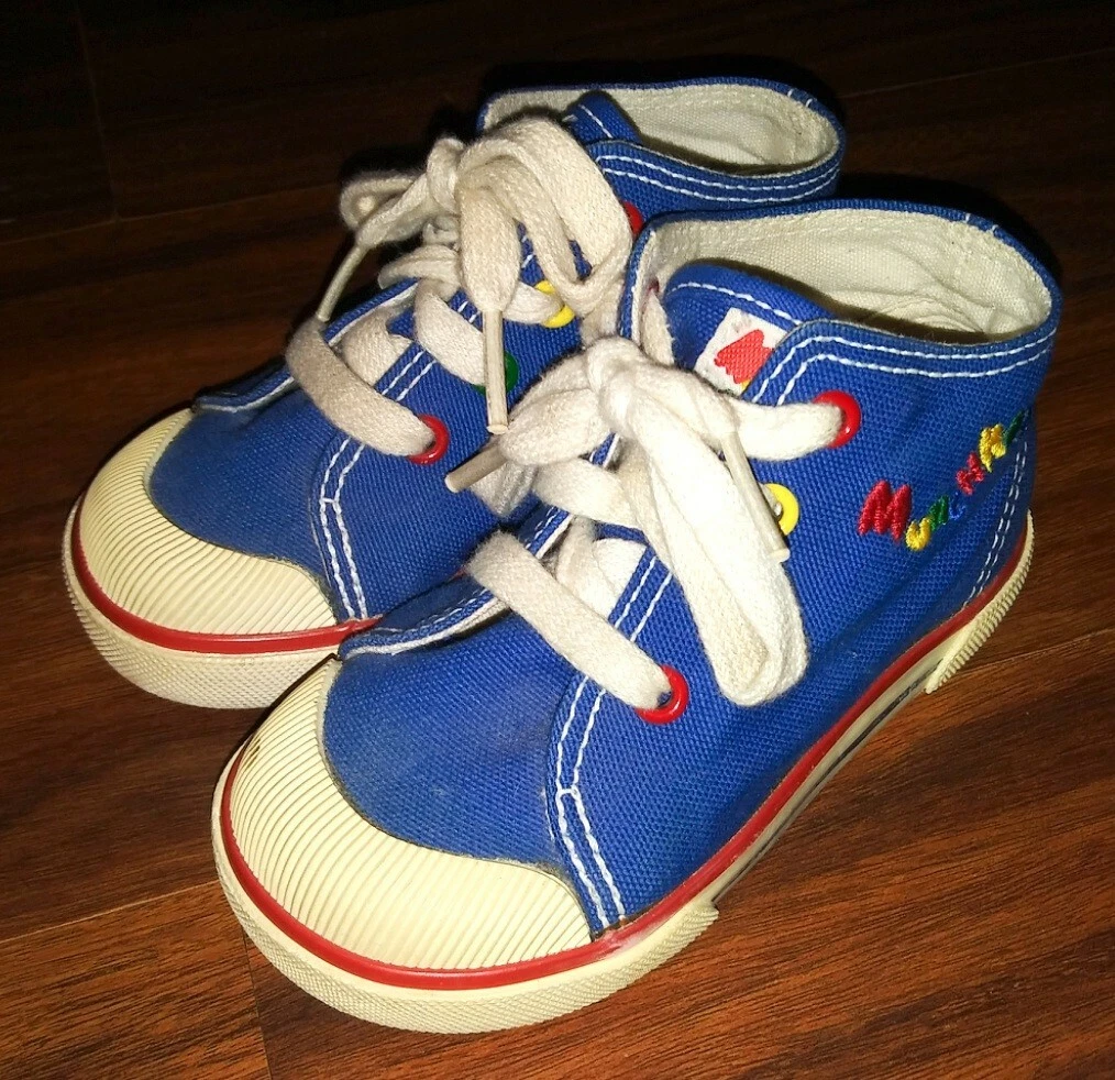 Stride rite store first shoes