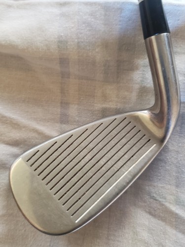 Cleveland Launcher RH 6 Iron Action Lite Regular Flex Graphite 37.5" DEMO CLUB - Picture 6 of 21