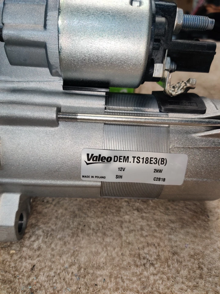 Nuevo motor de arranque Valeo 438176 para Volkswagen Golf A5 Audi A3 T5 Foto 2 de 4