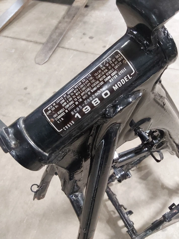 Honda CB650C CB650 1980 80-82 personalizado listo para carretera cuadro recto limpio chasis Foto 2 de 4