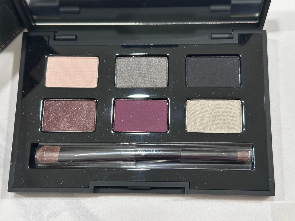 Smashbox SMOKE BOX Photo Op Eye Enhancing Palette - Image 2 of 4