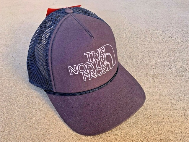 navy north face hat