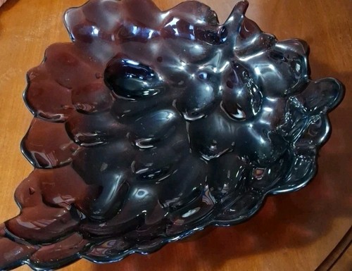 Vintage Purple Amethyst German Glass Grape Cluster Dish Bowl Wine Motif MCM - Picture 3 of 5