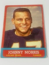Vintage Topps 1963 Johnnu Morris # 63 in EX + Condition.