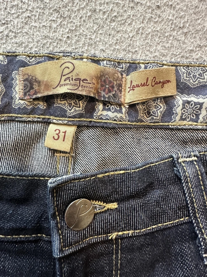 Paige Laurel Canyon Jeans Womens 31 Dark Wash Bootcut Made USA Style 0102-6057 - Image 3 of 4