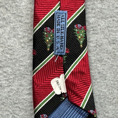 JZ Richards Christmas Tie Red 100% Silk Christmas Tree Stripes Black Green USA - Picture 5 of 7