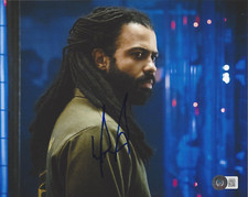 DAVEED DIGGS SIGNED 'SNOWPIERCER' 8x10 PHOTO 2 TV SHOW ACTOR BECKETT BAS COA DAVEED DIGGS SIGNED 'SNOWPIERCER' 8x10 PHOTO 2 TV SHOW ACTOR BECKETT BAS COA