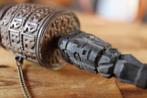 Antique Hand Held Copper & Carved Wood Tibetan Prayer Wheel - Picture 3 of 10