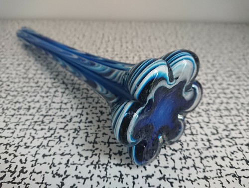 50s 60s Retro Vintage Blue & White Swirl Murano Freeform Art Glass Bud Stem Vase - Picture 6 of 9