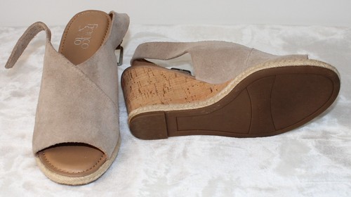 Franco Sarto Julien Suede Taupe Cork Wedge Open Toe Sandal Size 8M - Picture 14 of 21