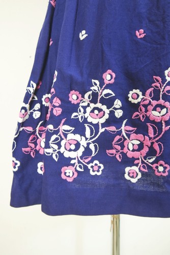 Kurzes Dirndl 80er Vintage blau Baumwolle Borte und Blumen Stickerei Gr.42 - Bild 4 von 7