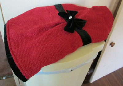 Dressbarn Red Black Christmas Pet Dress Female Dog Clothes