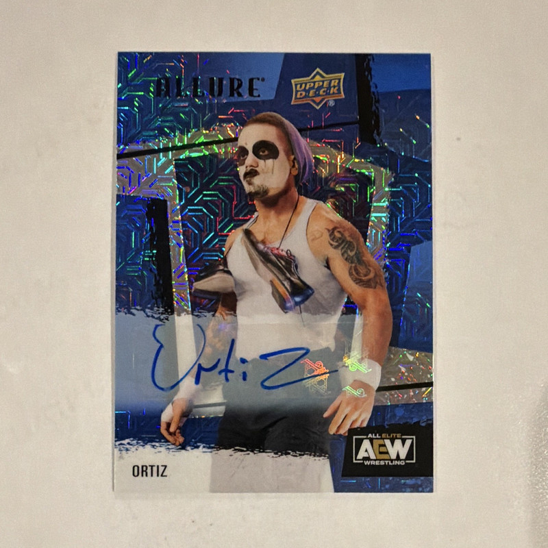 Upper Deck 2022 Allure AEW Ortiz Blue Line Auto 04/35 #65 Autograph