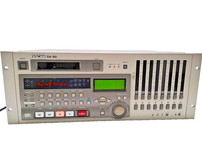TASCAM DA-98 DIGITAL AUDIO MULTITRACK RECORDER