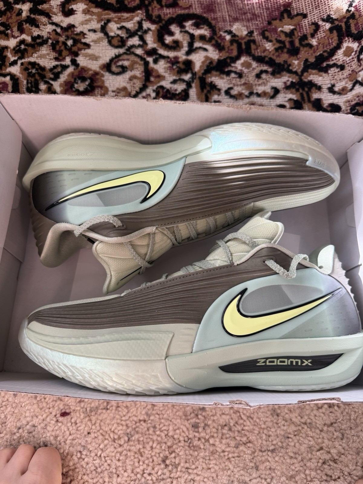 Nike Air Zoom GT Cut 3 Turbo Honeydew Barely Volt BRAND NEW Size 11