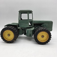 Vintage John Deere Tractor Metal