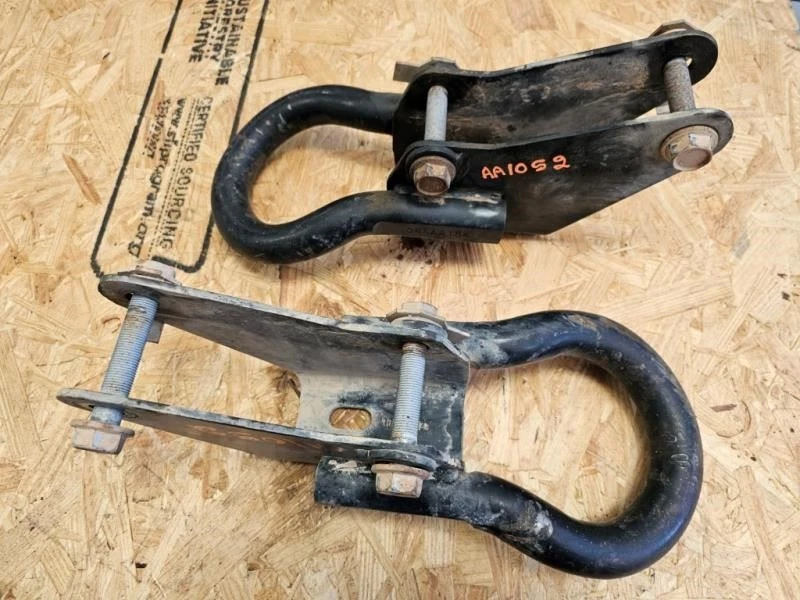 Б/У 2012 DODGE RAM 5500 ПЕРЕДНИЕ БУКСИРОВОЧНЫЕ КРЮЧКИ ПАРА ПОСТАВЛЯЕТСЯ, КАК ПОКАЗАНО Лос-Анджелес - Изображение 4 из 4