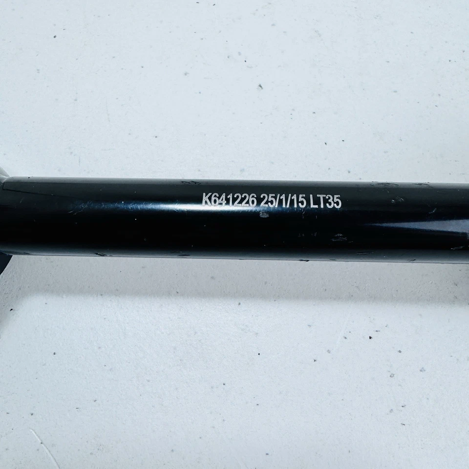 Brazo de control trasero inferior XRF K641226 para Jeep Compass L4 07-15 Foto 3 de 4