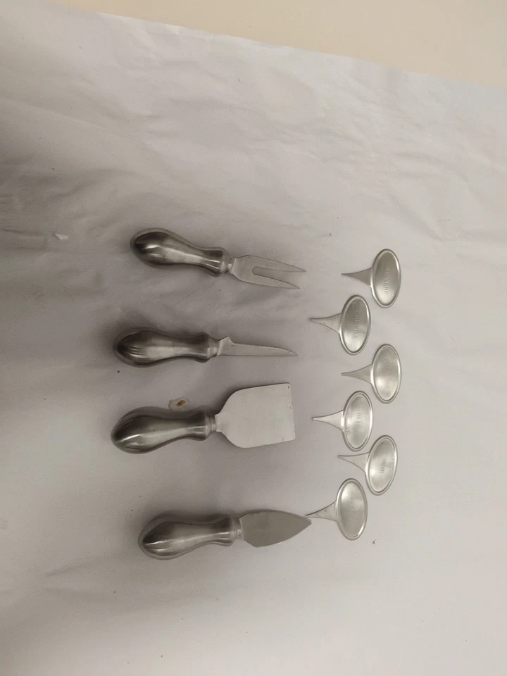 Herramientas y marcadores de queso Oneida de 10 piezas/2- S.S. Cuchillos para queso, 1- untar... Foto 2 de 4