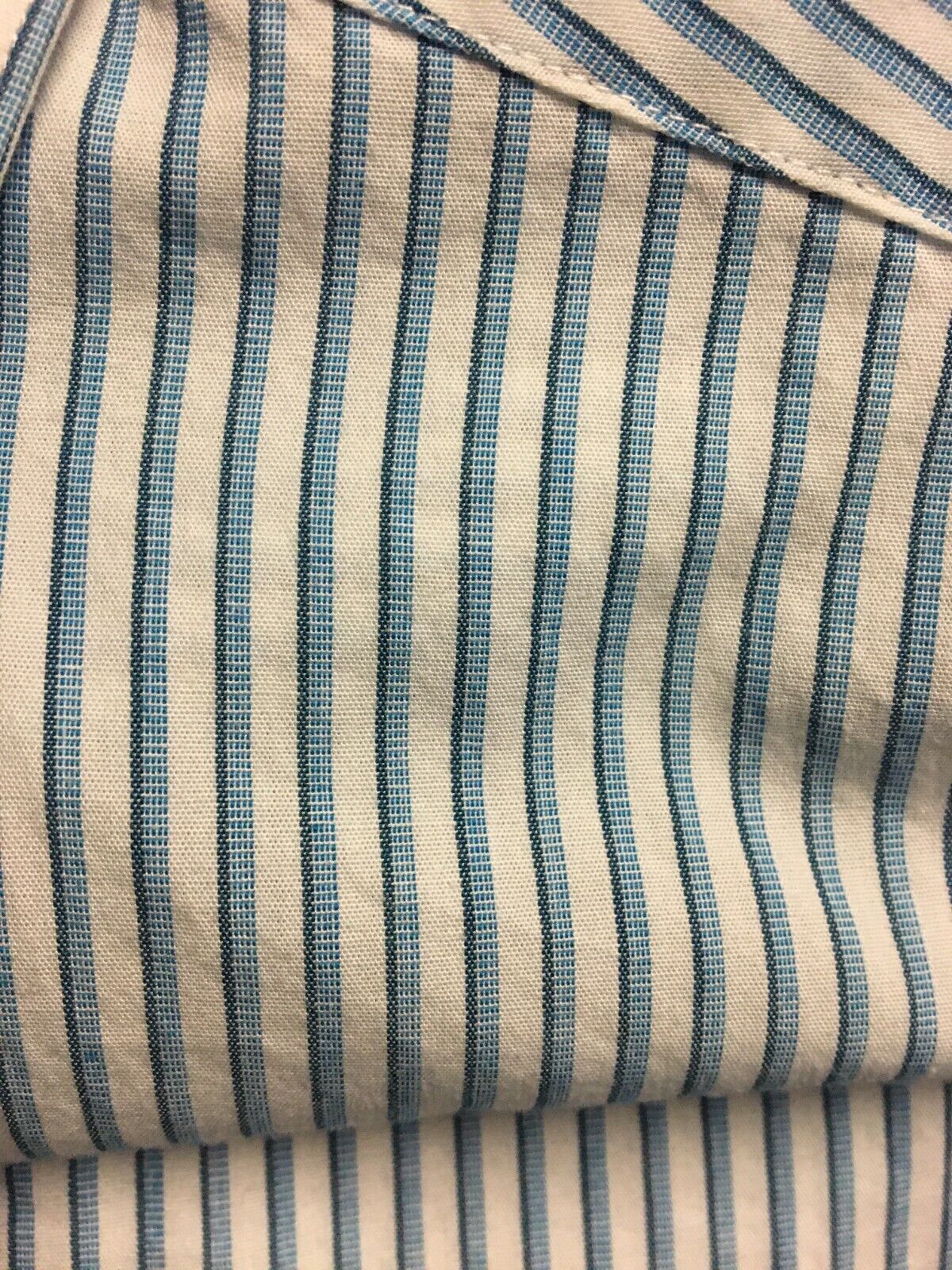 Picture 2 of 8