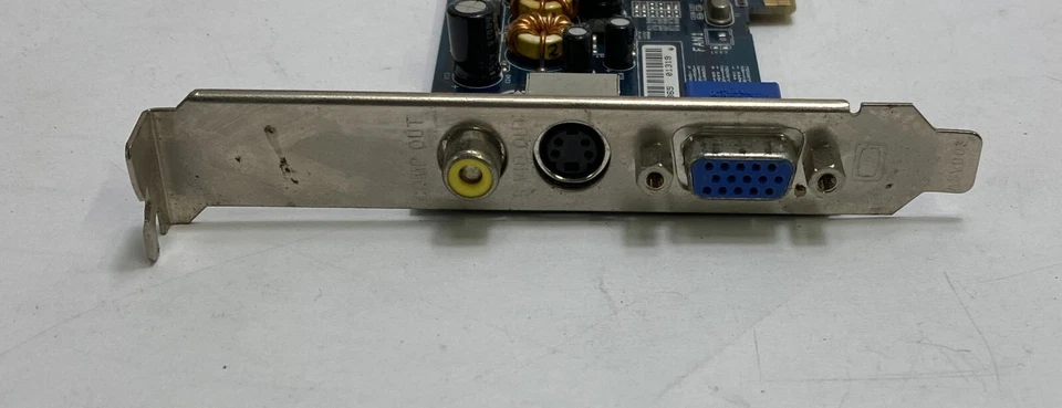 128MB Gigabyte nVidia GeForce FX5200 VGA / S-Vid Out / Comp AGP Graphics Card - Image 3 of 4