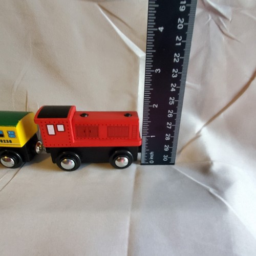 Wooden Toy Train Set Magnetic - Picture 7 of 7