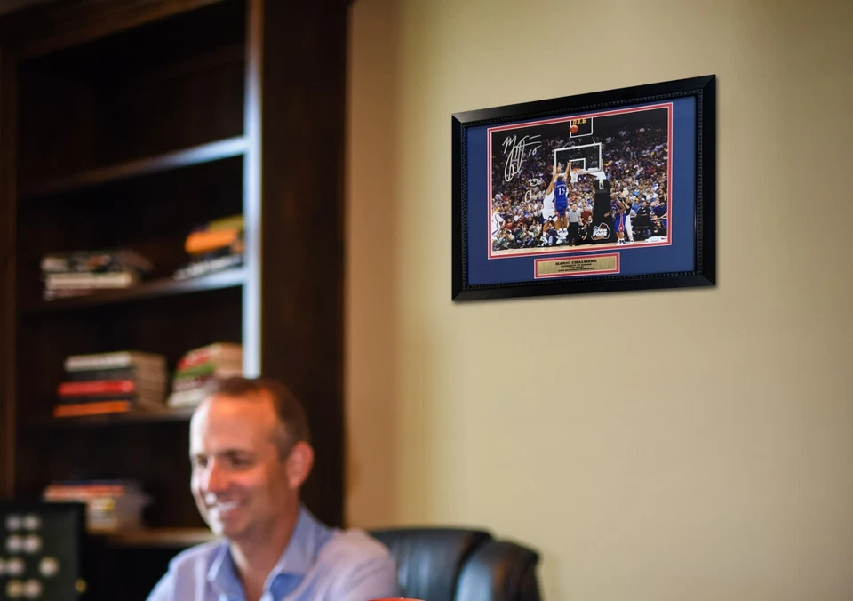 Foto autografiada por Mario Chalmers Kansas Jayhawks The Shot 2008 enmarcada 11x14 JSA Foto 2 de 3