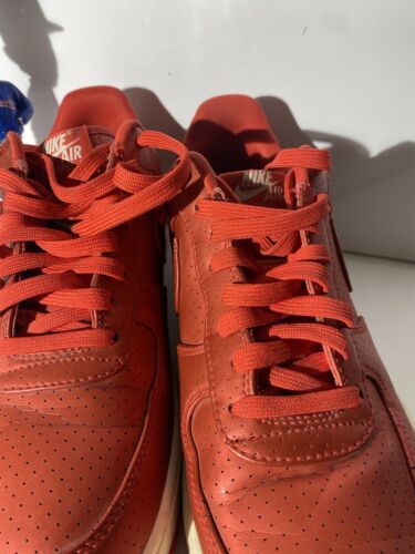 Size 10 - Nike Air Force 1 Low '07 LV8 Action Red - Picture 2 of 10