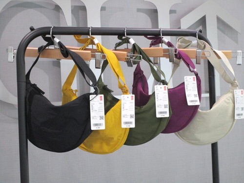 NEW Uniqlo Round Mini Shoulder Bag AUTHENTIC 464484 Japan Free Ship Popularity