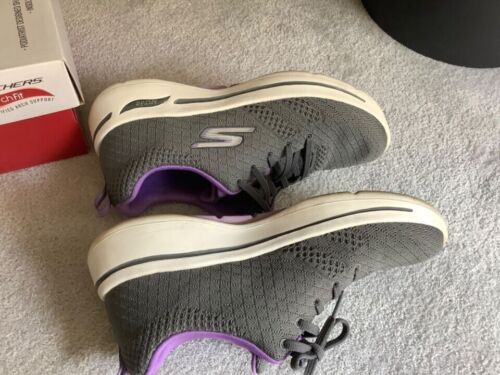 Skechers Go Walk Arch Fit - Unify sneaker Womens Shoe size 8 1/2 Gray/Lavender - Picture 3 of 4