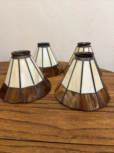 Set Of Four Tiffany Style Lamp Shades Vintage Glass Stained Brown Color