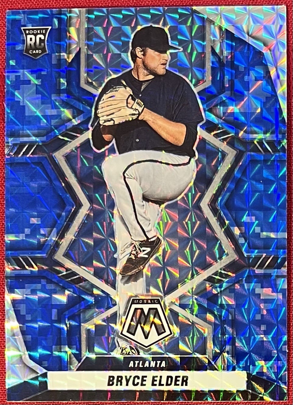 2022 Panini Mosaic - Rookies Bryce Elder #277 Blue Camo Mosaic Prizm (RC)