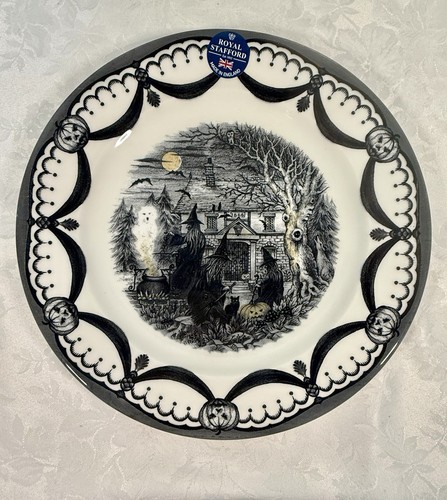 Royal Stafford Halloween Coven Witches Ghost DINNER Plates 11” ~ Set of 4 ~ New - Picture 2 of 7