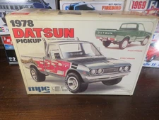 MPC 1978 Datsun Pickup Sealed Inside 1/25