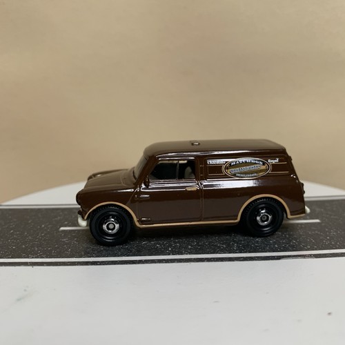 2017 Matchbox MBX Service #8/20 Austin Mini Van 65th Anniversary Brown 1:64 NM - Picture 6 of 11