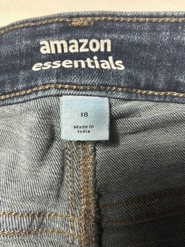 Amazon Essentials Jean Shorts Denim Dark Wash Roll Cuff Stretch Sz 18 - Picture 5 of 6