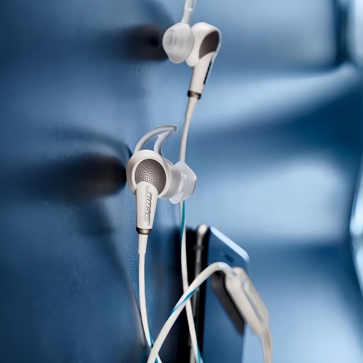 Bose QuietComfort 20 Noise Cancelling Wired Headphones