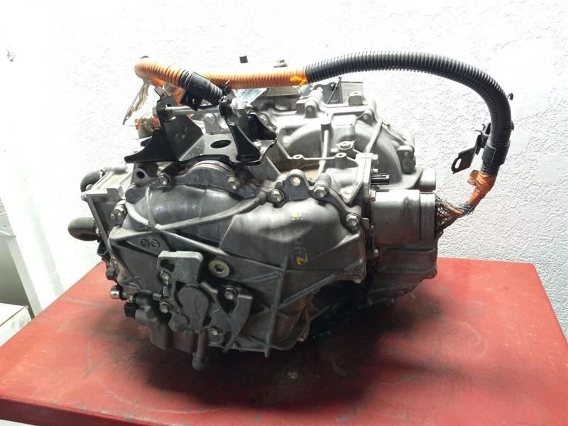 12-18 TOYOTA PRIUS V 1.8L AUTOMATIC TRANSMISSION 2ZRFXE VIN EU 7TH & 8TH - Image 4 of 4