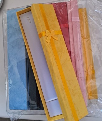 Neu - Geschenkboxen mehrfarbig 12er Set Maße 20 x 4 cm. Top Preis/Leistung