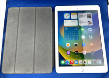 Apple iPad 5th Gen 128GB WiFi Silver A1822 9.7" Tablet iOS 16 Tested BUNDLE