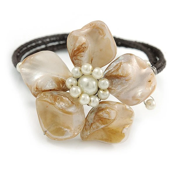 OFF WHITE Off White Shell Bead Flower Wired Flex Bracelet Adjustable