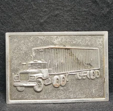 WJ01136 VERY COOL VINTAGE 1970s ***SEMI-TRUCK 18-WHEELER*** CAR MENS BELT BUCKLE