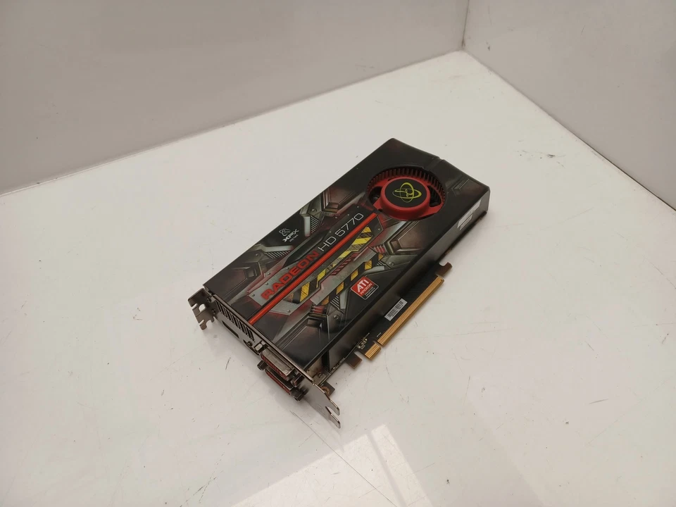 XFX Radeon HD 5770 1GB GDDR5 PCIe Graphics Card UNIT HD-577A-ZN - Image 2 of 4