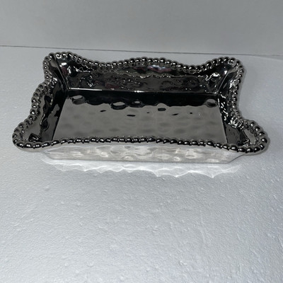Pampa Bay Verona Porcelain Guest Towel Napkin Holder, Silver Excellent Condition