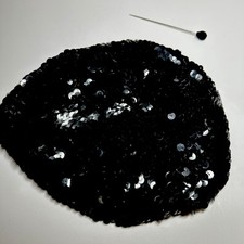 Vintage Women  s BLACK SEQUINS Small 7  Beret Skull Cap  Hat Pin