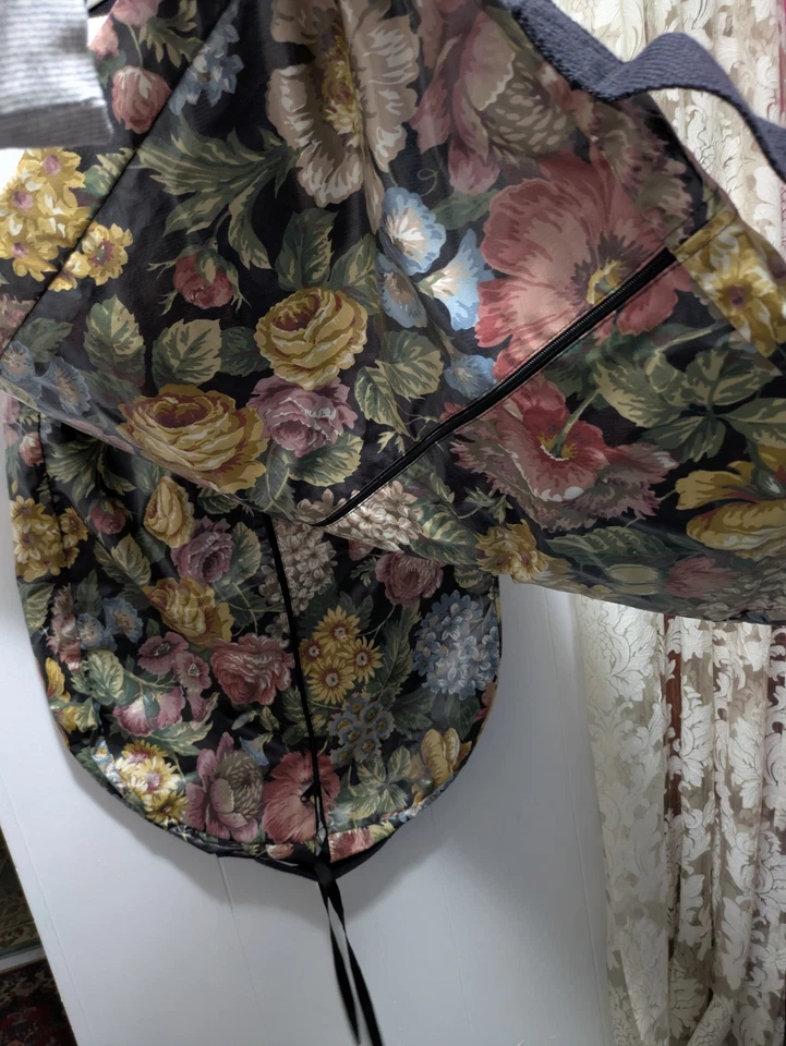 复古花卉悬挂旅行女士礼服包 80 年代 90 年代深色印花风格 — 第 3/3 张图片