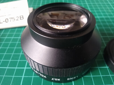 Sony VCL-R0752B 0,7 x Weitwinkel Konvertierungsobjektiv UND TASCHE